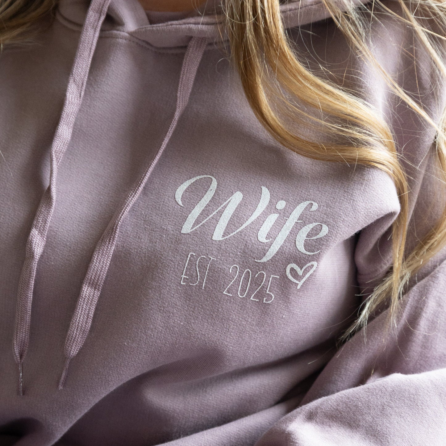 'Est' Design: Adults' Chunky Hoodie